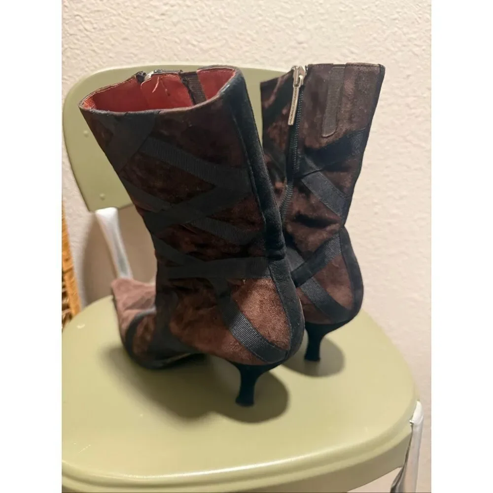 Donald J Pliner Brown Suede Black Criss-Cross Bandage Heeled Ankle Boots Size 7 - Picture 4 of 5